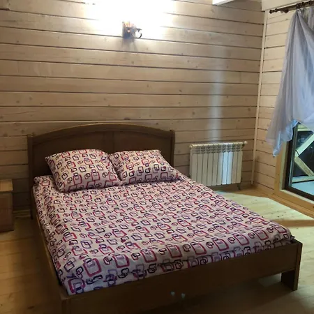 Lodge Riviera Lekechi