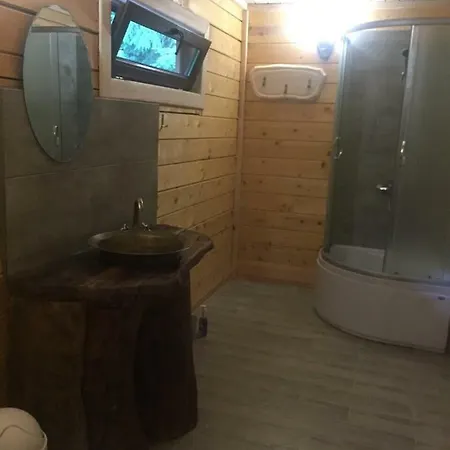 Riviera Chata Lekechi