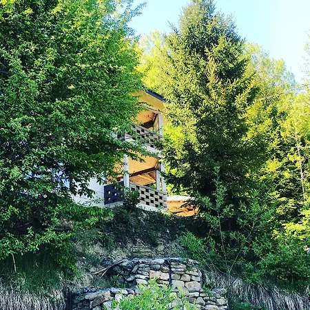 Lodge Riviera *
