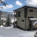 Riviera Domek letniskowy *