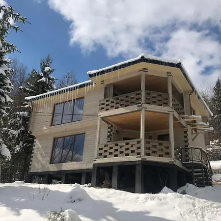 Riviera Hytte