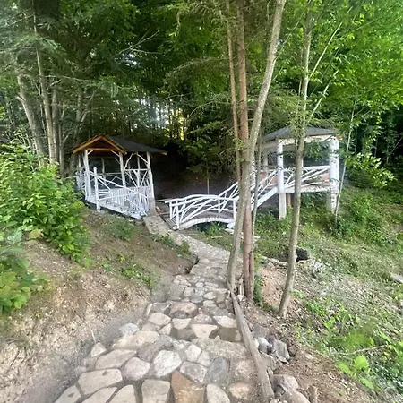 Lodge Riviera *